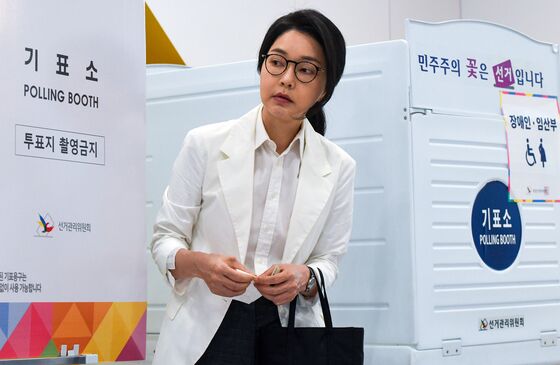 김건희 여사 입원 사유는 '우울증'…의료진 입원 권유
