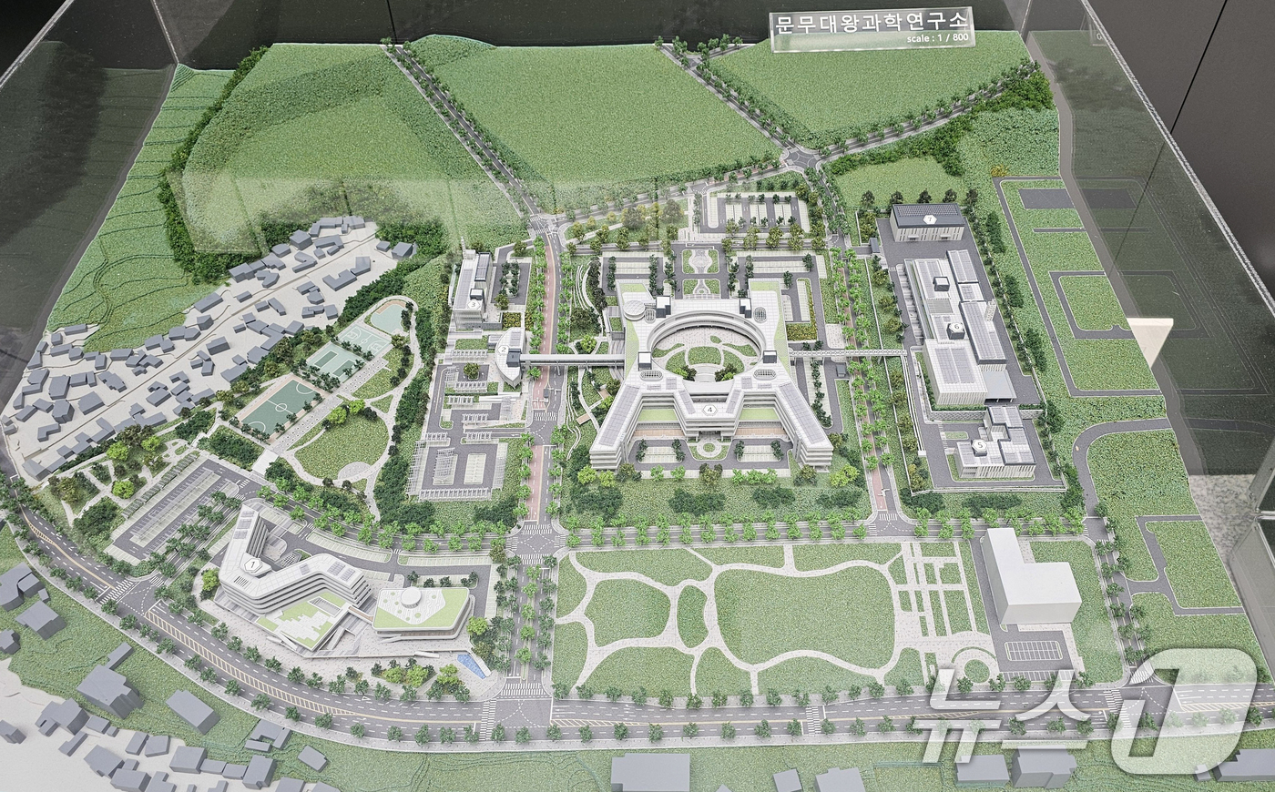 (경주=뉴스1) 최창호 기자 = 한국원자력연구원이 경북 경주시 감포읍 일원에서 소형모듈원자로(SMR) 개발 등을 담당할 문무대왕과학연구소 공사를 진행하고 있다. 사진은 30일 조감 …