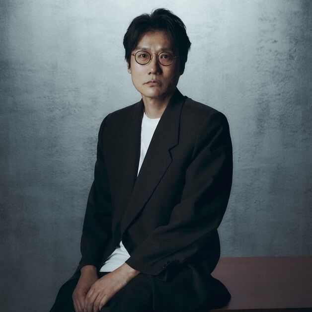 황동혁 감독 "'오겜3' 해피엔딩서 결말 바꿔…다 끝나 홀가분"