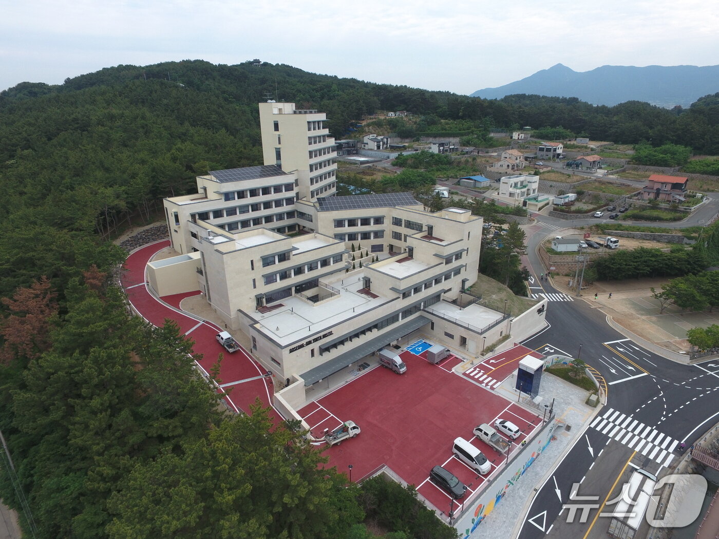 본문 이미지 - 고성 유스호스텔 전경.(고성군 제공. 재판매 및 DB금지)