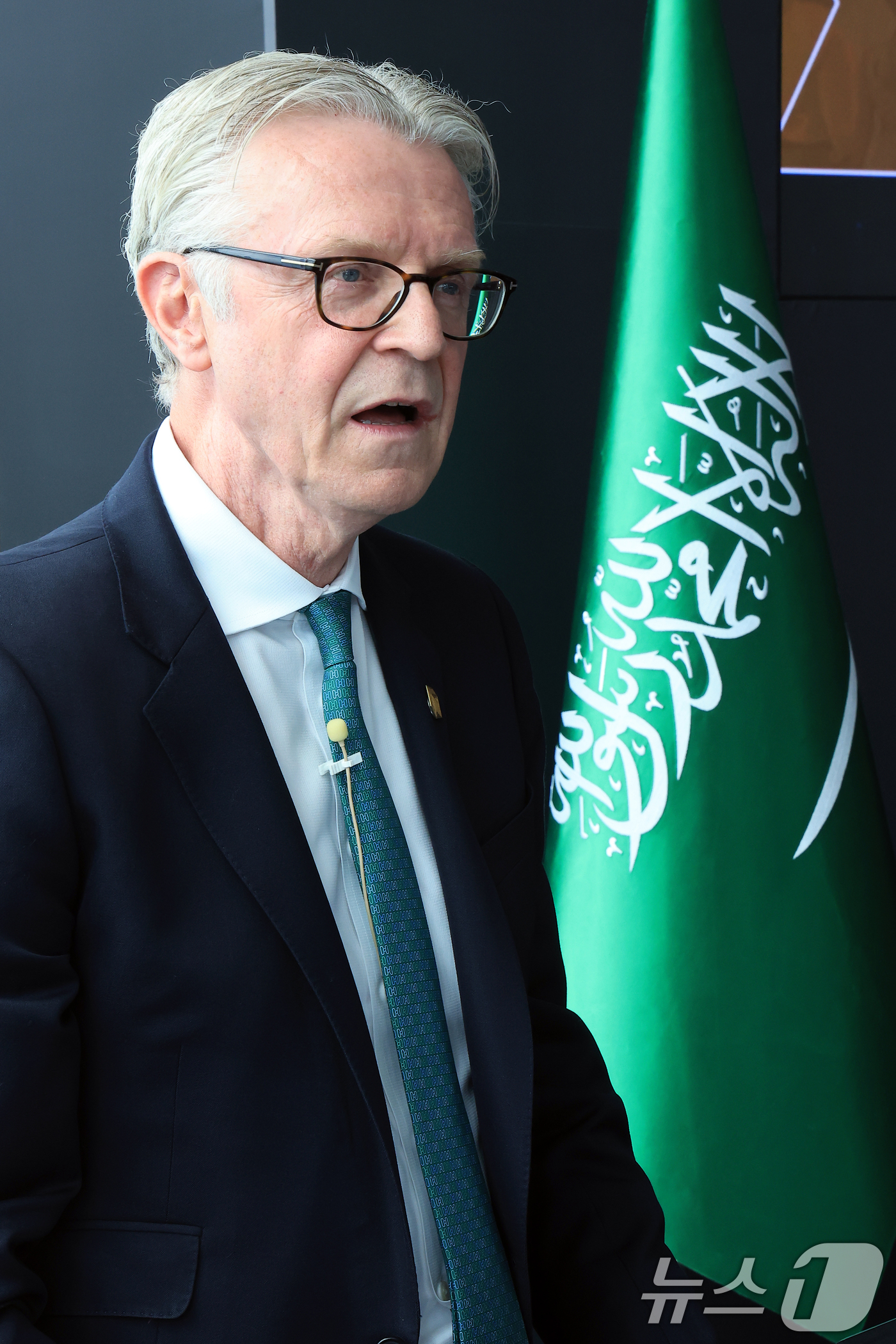 (서울=뉴스1) 박정호 기자 = 마이클 다이크 사우디아라비아 국부펀드(PIF) 산하 뉴 무라바 CEO가 30일 오후 서울 서초구 세빛섬 플로팅아일랜드 컨벤션센터에서 열린 뉴 무라바 …