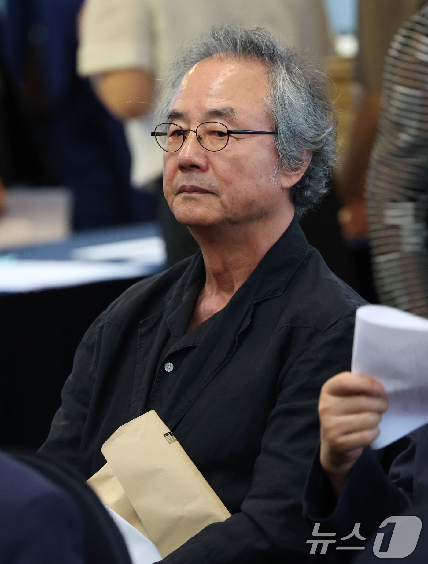 (서울=뉴스1) 권현진 기자 = 배우 정동환이 30일 오후 서울 중구 프레스센터에서 열린 광복회장 주최 '나,조계진' 출판기념회에 참석해 자리하고 있다.  2025.6.30/뉴스1 …
