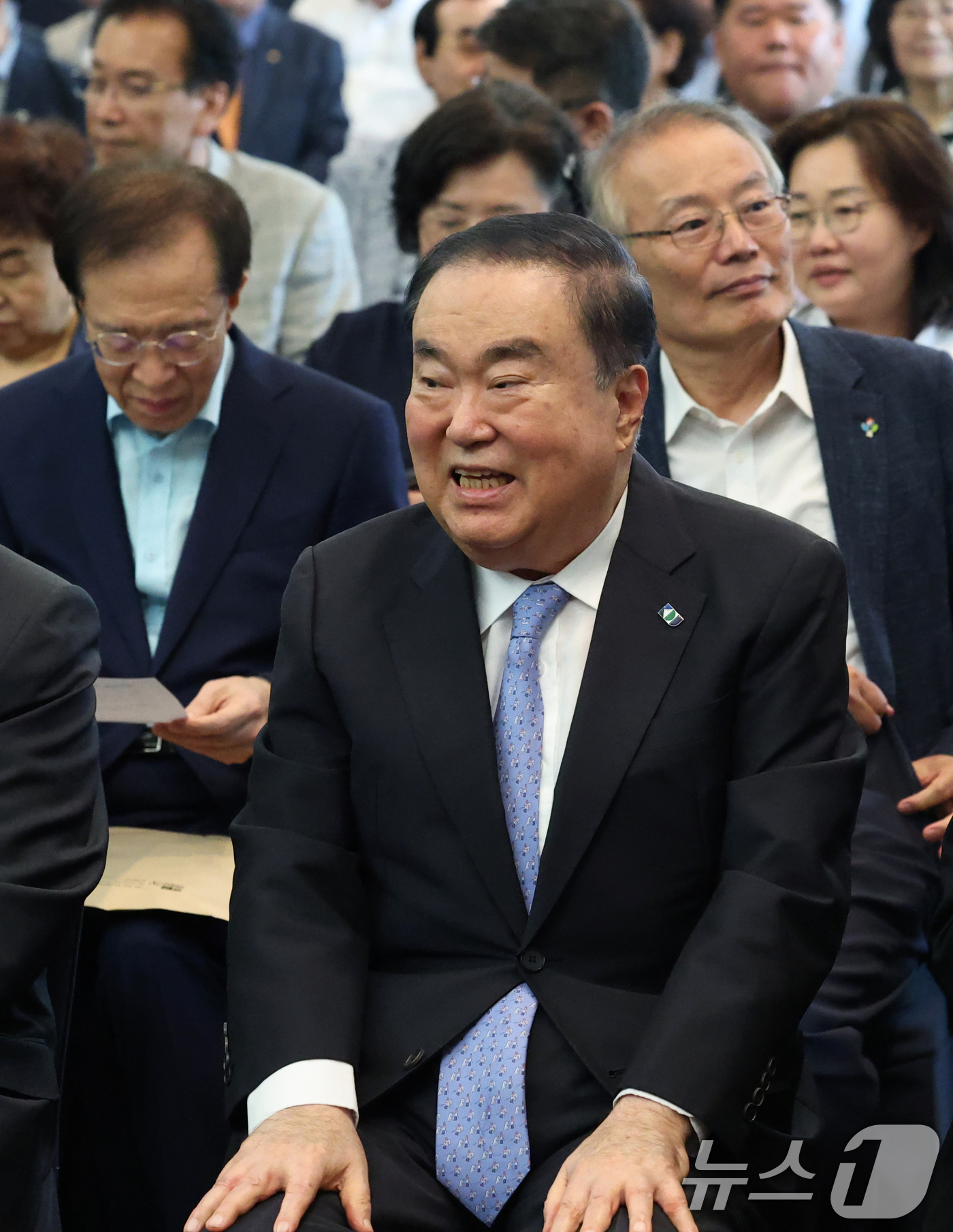 (서울=뉴스1) 권현진 기자 = 문희상 전 국회의장이 30일 오후 서울 중구 프레스센터에서 열린 광복회장 주최 '나,조계진' 출판기념회에 참석해 자리하고 있다. 2025.6.30/ …