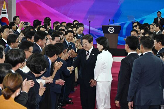 李대통령, 오늘 광화문 광장서 '국민임명식'…대표 80인이 임명장 수여