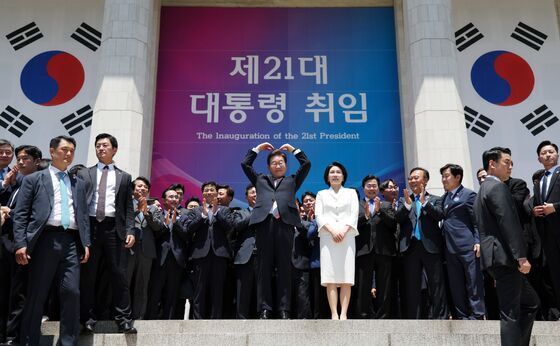 이재명 취임 축하 랠리, 코스피 2.5% 급등…강세장 진입
