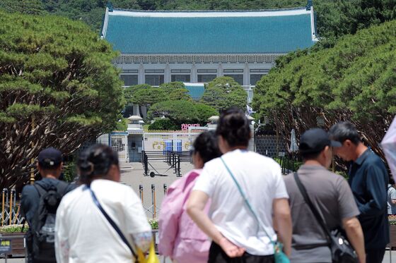 '청와대 재이전' 용산·청와대 사장님들 엇갈린 표정…"그래도 옮겨야"