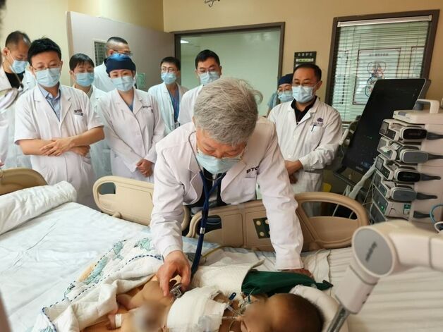 서울아산병원, '중국 명문' 칭화대 SOS에 中 건너가 생체 간이식