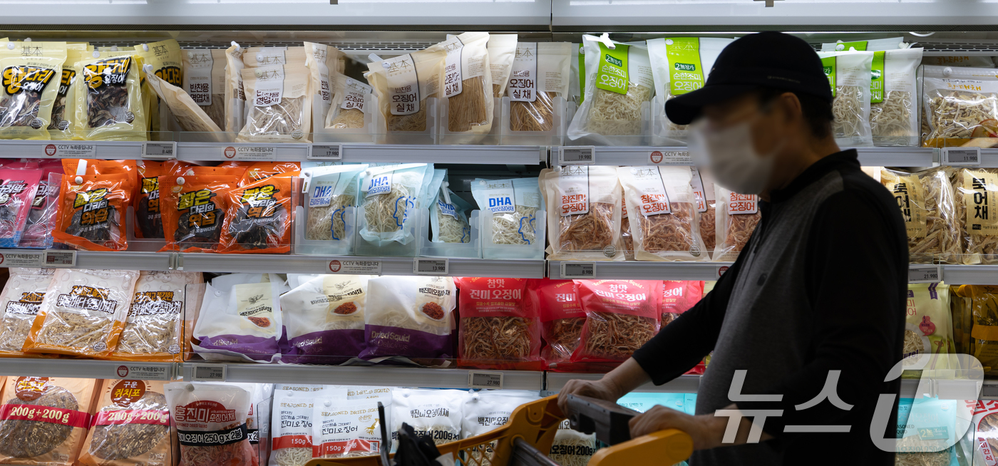 (서울=뉴스1) 이승배 기자 = 통계청이 4일 발표한 '2025 5월 소비자물가동향'에 따르면 지난달 소비자물가지수는 116.27(2020=100)로, 전년 동월보다 1.9% 상승 …