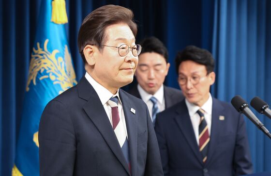 李대통령, 1호 행정명령…"비상경제점검 TF 구성하라"(종합)