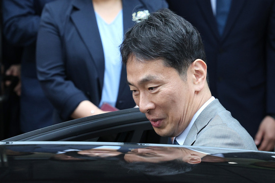 금감원, 이복현 전 원장 업무추진비 공개한다…"상고 포기"