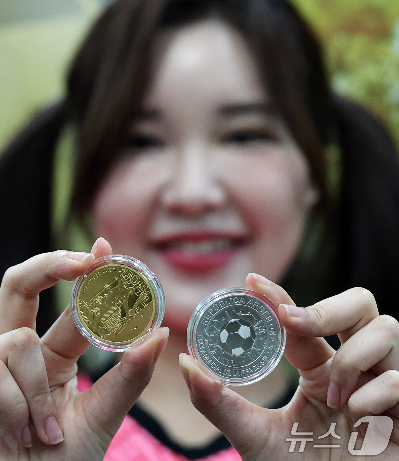 (서울=뉴스1) 오대일 기자 = 2026 국제축구연맹(FIFA) 북중미 월드컵 개막이 1년 여 앞으로 다가온 가운데 5일 서울 마포구 서울월드컵경기장에서 ‘FIFA 월드컵 2026 …