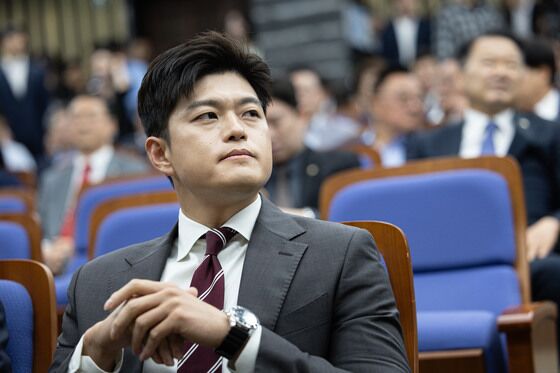 국힘 지도부, 대선 패배 책임지고 "직 내려놓겠다"…오후 의총서 재논의