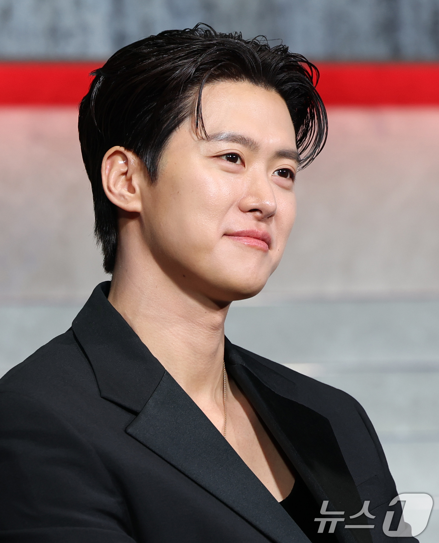 (서울=뉴스1) 권현진 기자 = 배우 공명이 5일 오전 서울 중구 장충로 앰버서더 서울 풀만 호텔에서 열린 넷플릭스 '광장' 제작발표회에 참석해 포즈를 취하고 있다.‘광장’은 스스 …