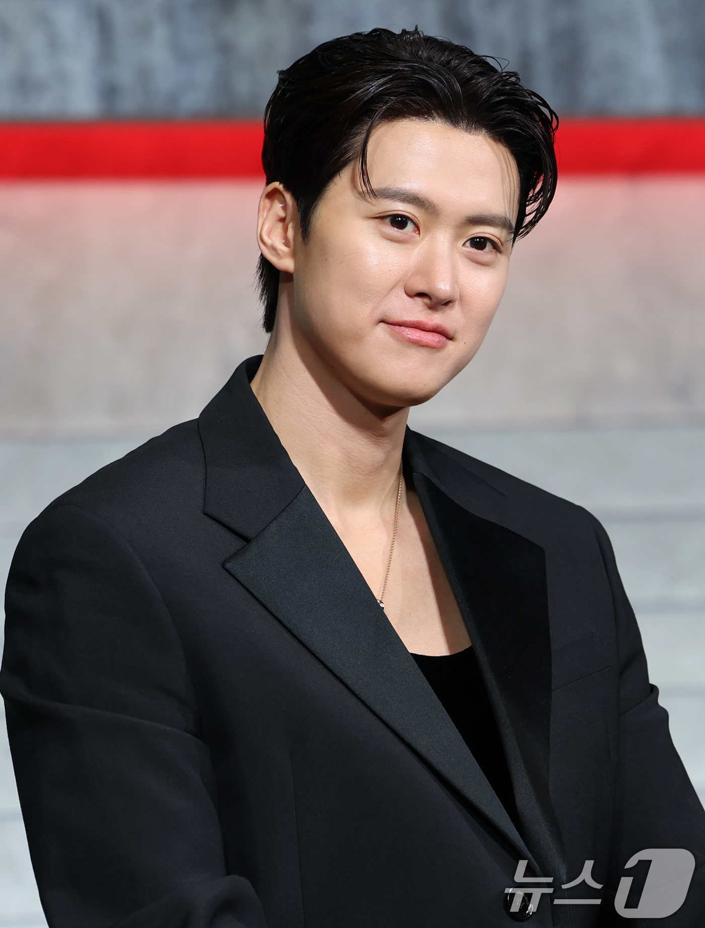 (서울=뉴스1) 권현진 기자 = 배우 공명이 5일 오전 서울 중구 장충로 앰버서더 서울 풀만 호텔에서 열린 넷플릭스 '광장' 제작발표회에 참석해 포즈를 취하고 있다.‘광장’은 스스 …