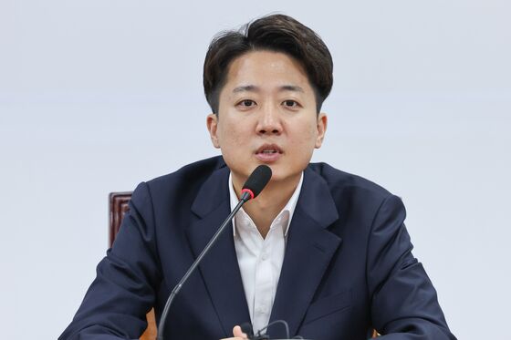 '언어 성폭력' 이준석 제명 청원, 16만 명 동의에 '국회 심사'