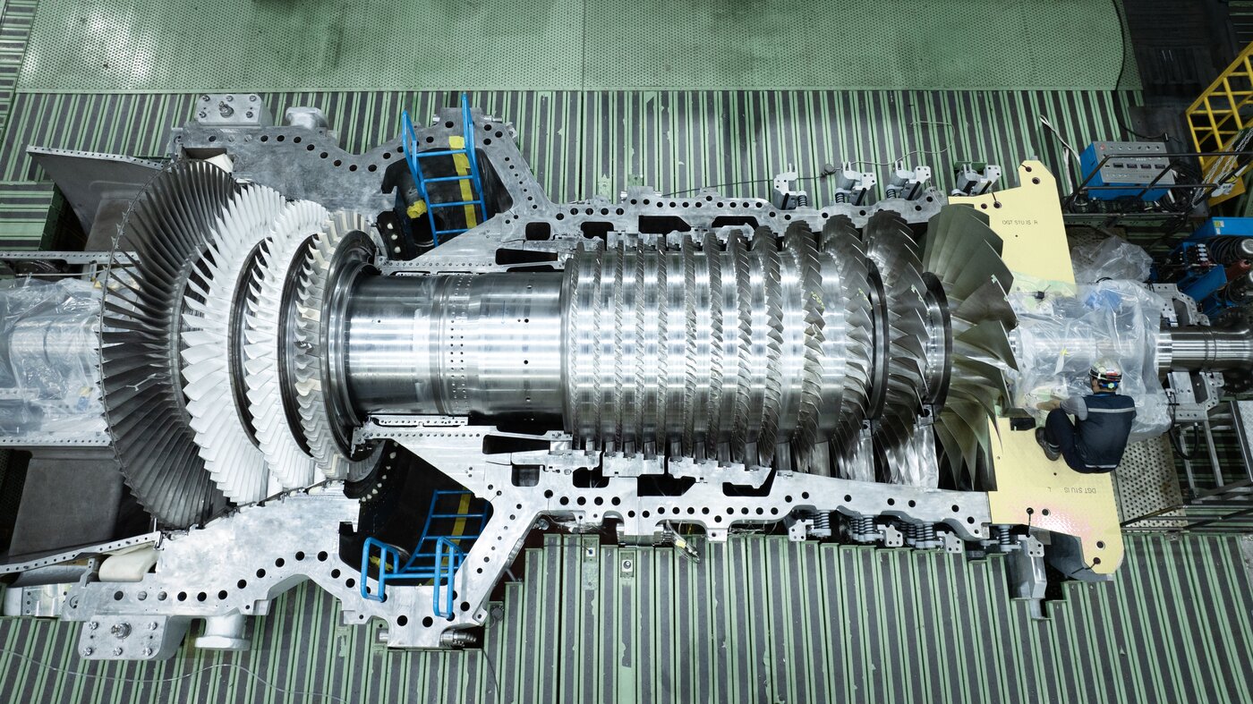 본문 이미지 - 보령신복합발전소에 설치될 380MW급 초대형 가스터빈(두산에너빌리티 제공)