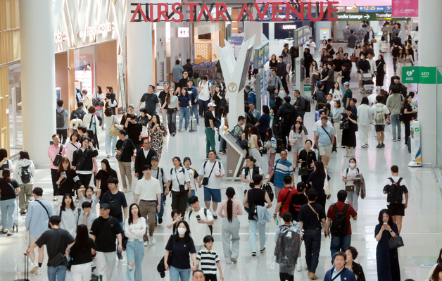 흥행 실패한 인국공 면세점 입찰…롯데·현대免 '무혈입성'(종합)