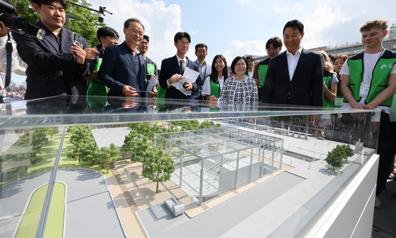 광화문 '감사의 정원' 절차 위반 결론…국토부, 공사중지 명령