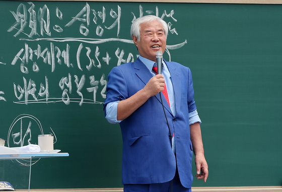 전광훈 빠진 '광화문 예배', 이번 주말부터 실내로