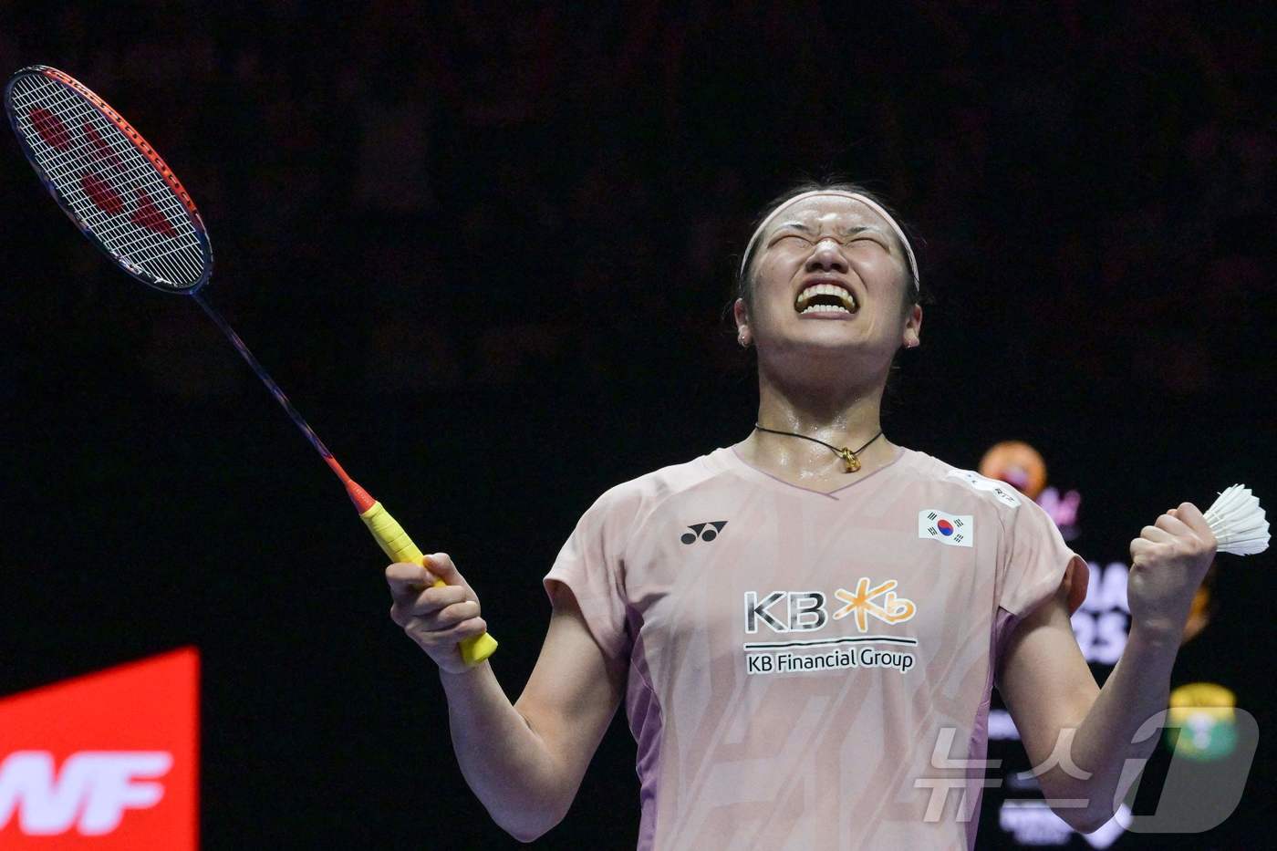 본문 이미지 - 안세영이 호주 오픈 정상에 오르고 12월 중국에서 펼쳐지는 왕중왕전까지 제패한다면 한 시즌 최다 우승 타이기록&#40;11승&#41;을 세울 수 있다. ⓒ AFP=뉴스1 ⓒ News1 김성진 기자