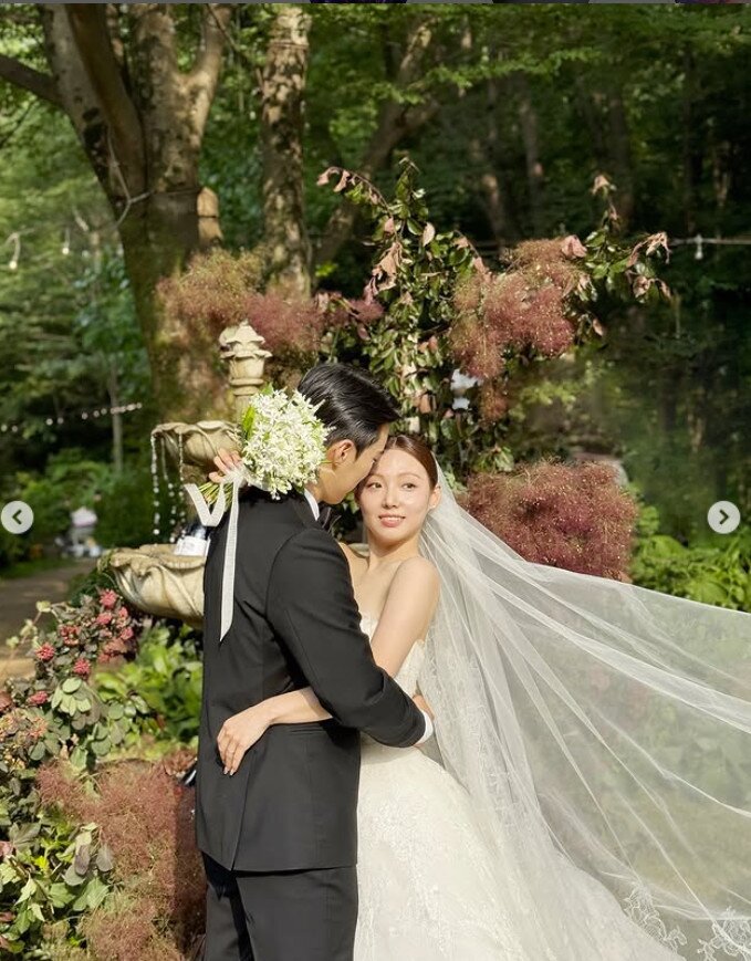 본문 이미지 - 사진=민 인스타그램