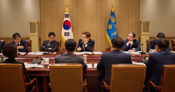 '李 국정로드맵' 짤 국정기획위, 文 때 1.5배 규모…활동기한도 늘려