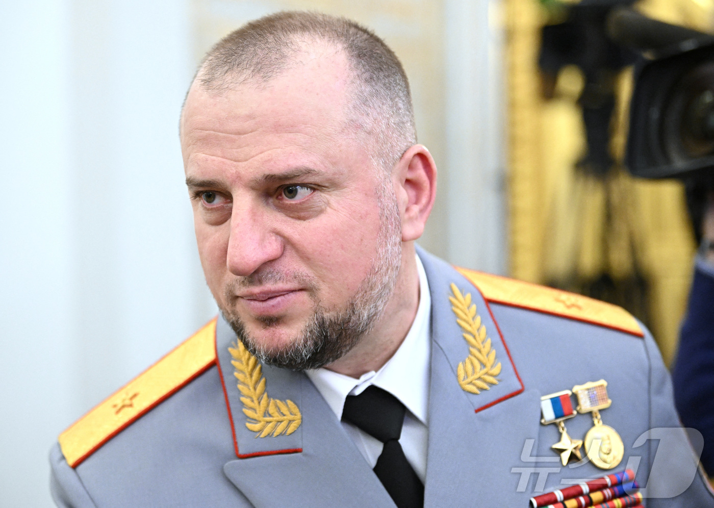 (모스크바 로이터=뉴스1) 김경민 기자 = 압티 알라우디노프 체첸 공화국 아흐마트 특수부대 사령관이 2024년 5월 러시아 모스크바의 크렘린궁에서 블라디미르 푸틴 러시아 대통령의 …