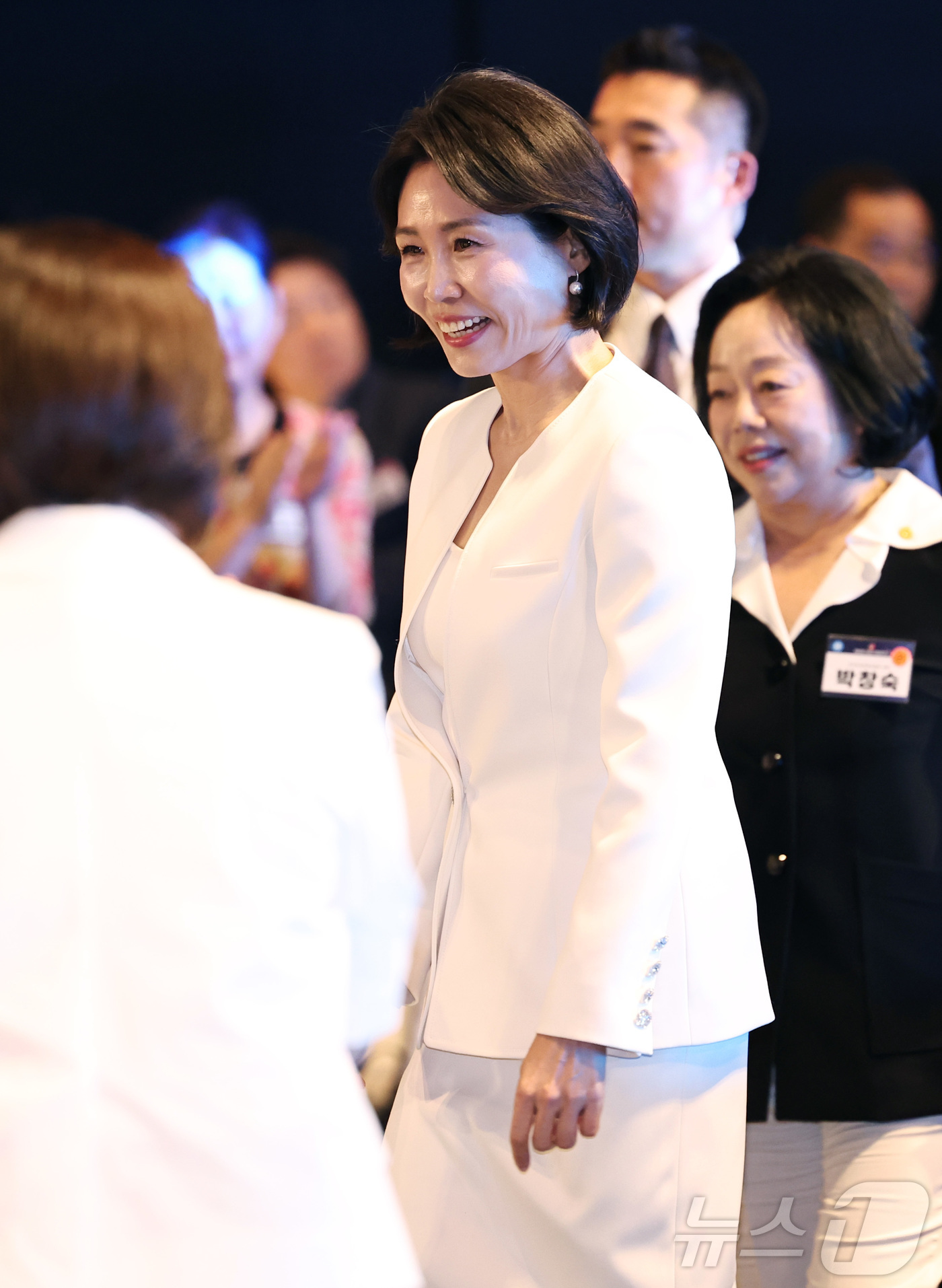 (서울=뉴스1) 구윤성 기자 = 이재명 대통령의 부인 김혜경 여사가 1일 오후 서울 중구 신라호텔에서 열린 '제4회 여성기업주간 개막식'에 참석하고 있다. 2025.7.1/뉴스1