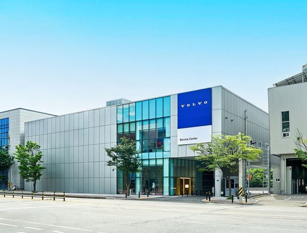 볼보·아우디, 국내 서비스센터·전시장 새단장