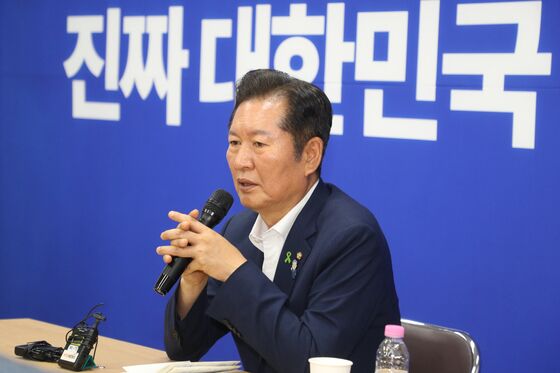 정청래 "전천후 선수" 박찬대 "강력한 개혁"…대표 후보 등록(종합)