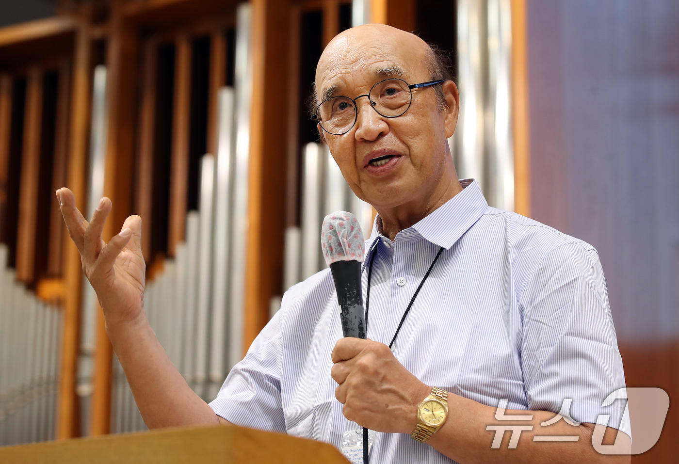 (대구=뉴스1) 공정식 기자 = 독립운동가 김태련(1883~1934) 선생의 국내외 후손들이 10일 대구 중구 대구남산교회를 찾아 후손 대표 최훈진(79·김태련 선생 외손자) 목사 …