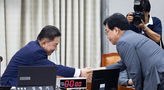 인사 나누는 여야 원내대표