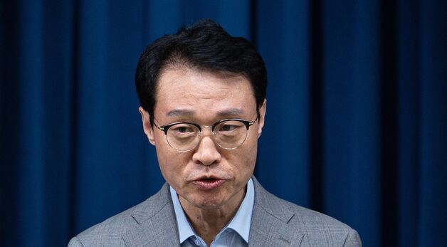 브리핑 갖는 이규연 홍보수석