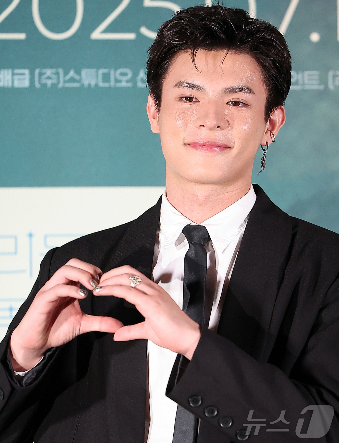 (서울=뉴스1) 김진환 기자 = 대만 배우 구이태가 10일 오후 서울 용산구 CGV용산아이파크몰에서 열린 영화 ‘우리들의 교복시절’ 언론시사회에 참석해 포즈를 취하고 있다.'우리들 …