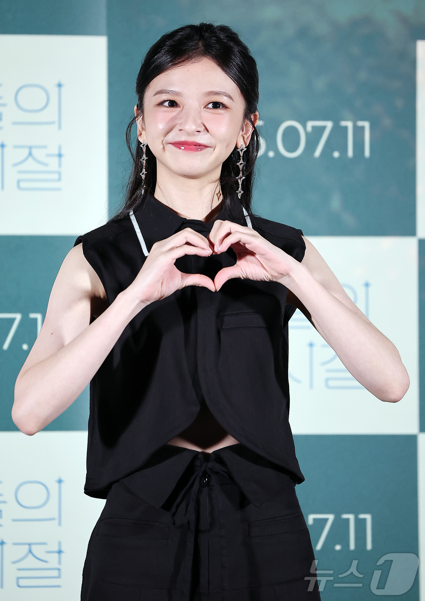 (서울=뉴스1) 김진환 기자 = 대만 배우 진연비가 10일 오후 서울 용산구 CGV용산아이파크몰에서 열린 영화 ‘우리들의 교복시절’ 언론시사회에 참석해 포즈를 취하고 있다.'우리들 …