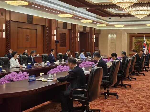 中 서열 3위 만난 이학영 부의장 "APEC 시진핑 방한 지원 당부"