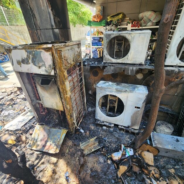 "담배꽁초 버리다" 폭염 속 상가 실외기 7대 태운 20대 입건
