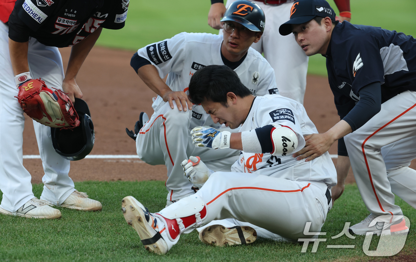 (대전=뉴스1) 김기태 기자 = 10일 오후 대전 한화생명 볼파크에서 열린 프로야구 '2025 신한 SOL뱅크 KBO 리그' 기아 타이거즈와 한화 이글스 경기에서 3회말 1사 한화 …