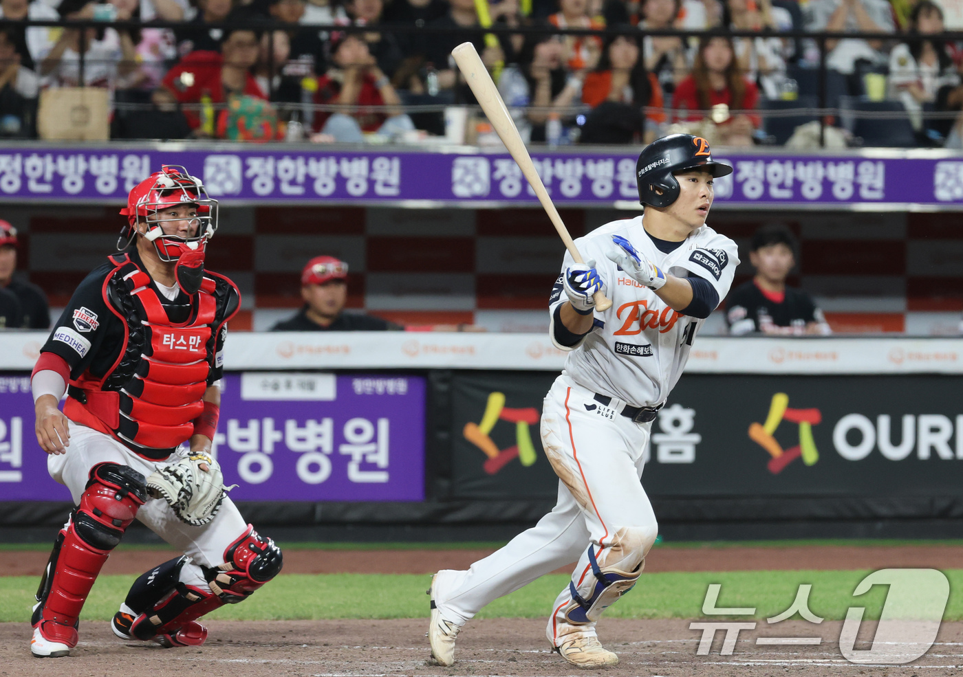 (대전=뉴스1) 김기태 기자 = 10일 오후 대전 한화생명 볼파크에서 열린 프로야구 '2025 신한 SOL뱅크 KBO 리그' 기아 타이거즈와 한화 이글스 경기에서 9회말 2사 만루 …