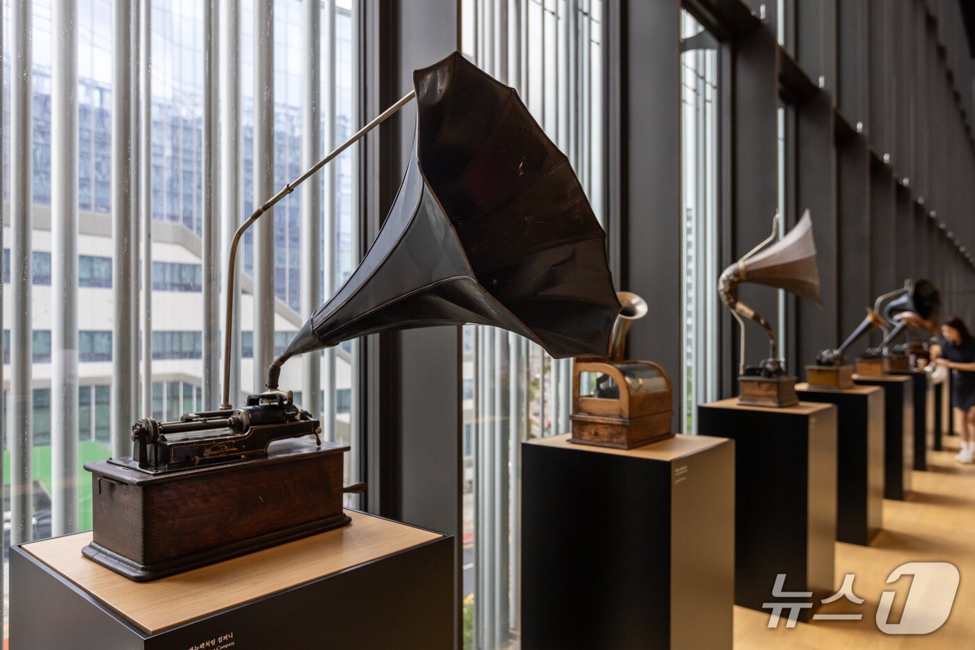 본문 이미지 - 오디움 전시관&#40;서울관광재단 제공&#41;