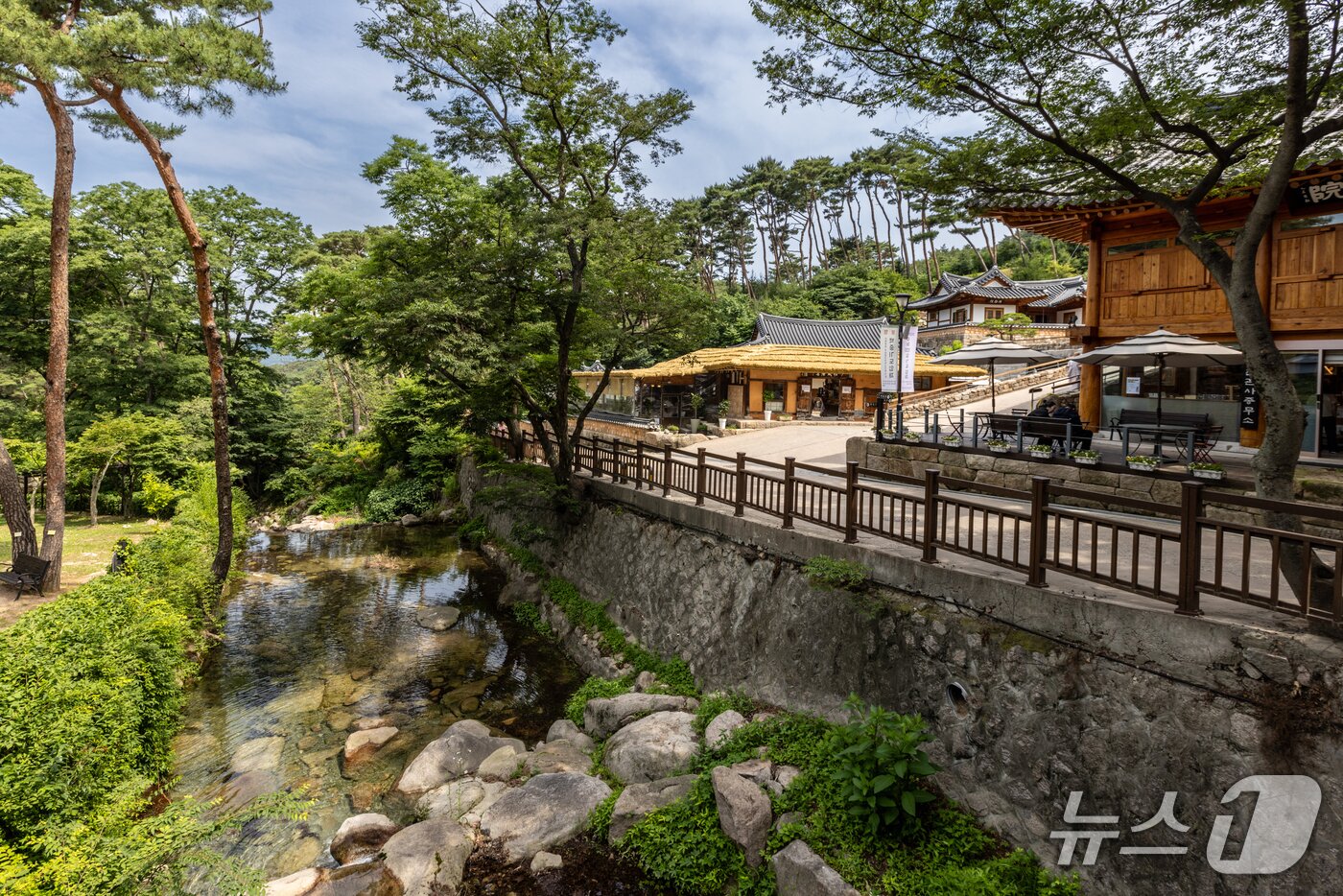 본문 이미지 - 진관사 계곡&#40;서울관광재단 제공&#41;