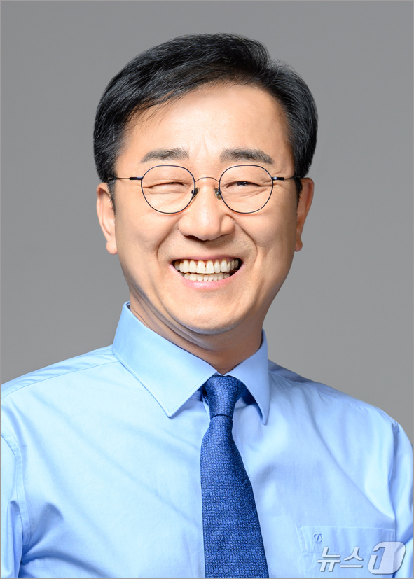 (서울=뉴스1) 허경 기자 = 이재명 대통령이 11일 국토교통부 장관에 김윤덕 더불어민주당 의원을 지명했다. (대통령실 제공. 재판매 및 DB 금지) 2025.7.11/뉴스1