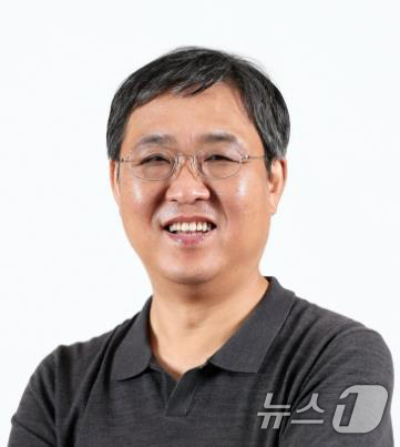 (서울=뉴스1) 허경 기자 = 이재명 대통령이 11일 문화체육관광부 장관에 최휘영 놀유니버스 대표를 지명했다. (대통령실 제공. 재판매 및 DB 금지) 2025.7.11/뉴스1