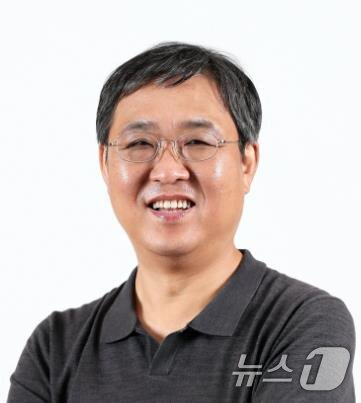 본문 이미지 - 이재명 대통령이 11일 문화체육관광부 장관에 최휘영 놀유니버스 대표를 지명했다. (대통령실 제공. 재판매 및 DB 금지) 2025.7.11/뉴스1 ⓒ News1 허경 기자