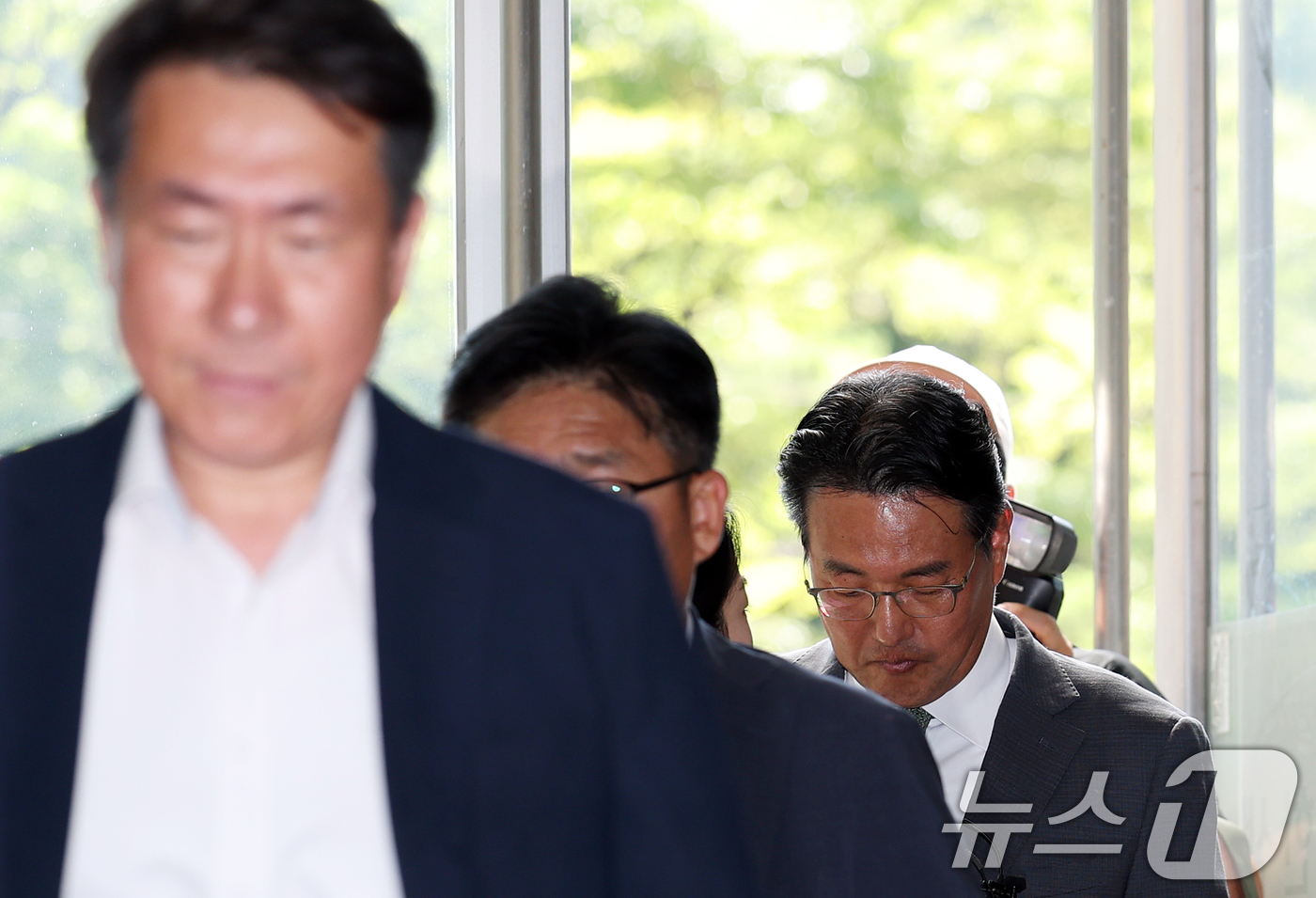 (서울=뉴스1) 오대일 기자 = 직권남용 권리행사 방해 혐의를 받는 김태효 국가안보실 1차장이 11일 오후 서울 서초구 순직해병 특검 사무실에서 피의자 신분으로 조사를 받기 위해 …