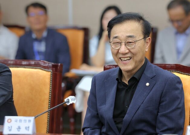 '집값 사령관' 지명된 김윤덕…5000만원 꼬마 건물·아내 명의 4억 집뿐