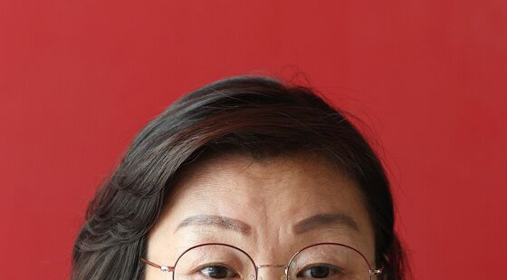 北 상대 첫 인권침해 소송 나서는 최민경 대표