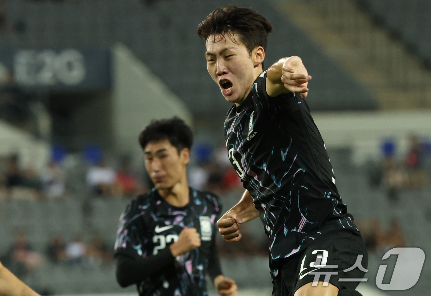 (용인=뉴스1) 김영운 기자 = 강상윤이 11일 오후 경기 용인시 처인구 용인미르스타디움에서 열린 2025 동아시아축구연맹(EAFF) E-1 챔피언십 남자부 대한민국과 홍콩의 경기 …