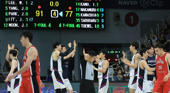 한일전 승리 거둔 대한민국