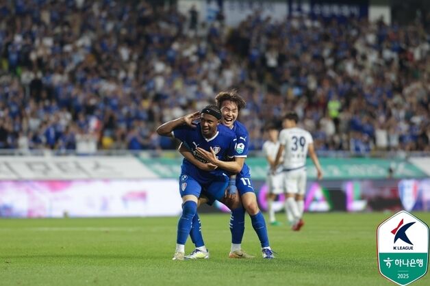 '파울리뇨 결승골' 수원, 충북청주에 1-0 승리…선두 인천과 4점 차